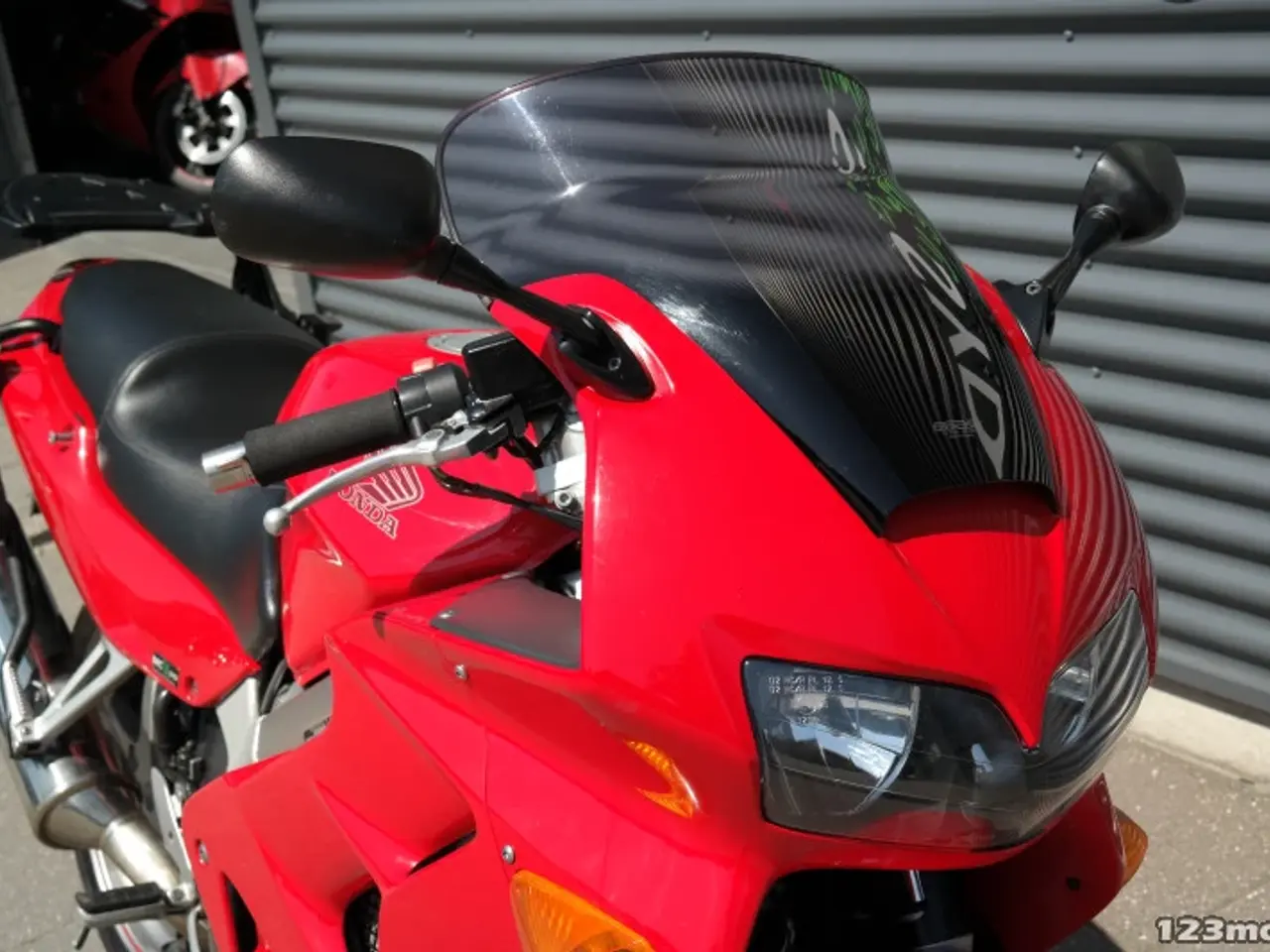 Billede 12 - Honda VFR 800 F MC-SYD BYTTER GERNE