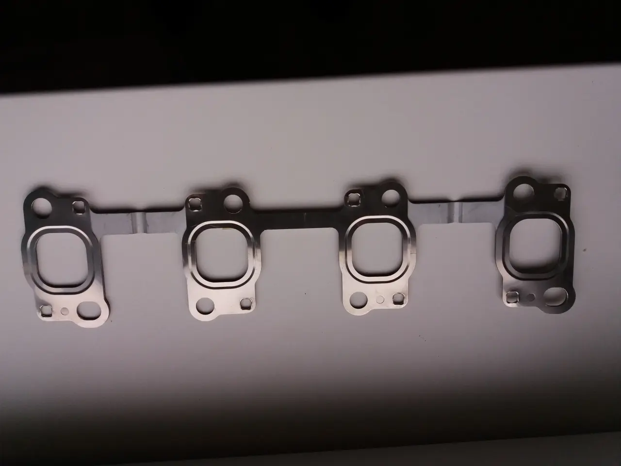Billede 2 - Manifoldpakning udst., Toyota Avensis