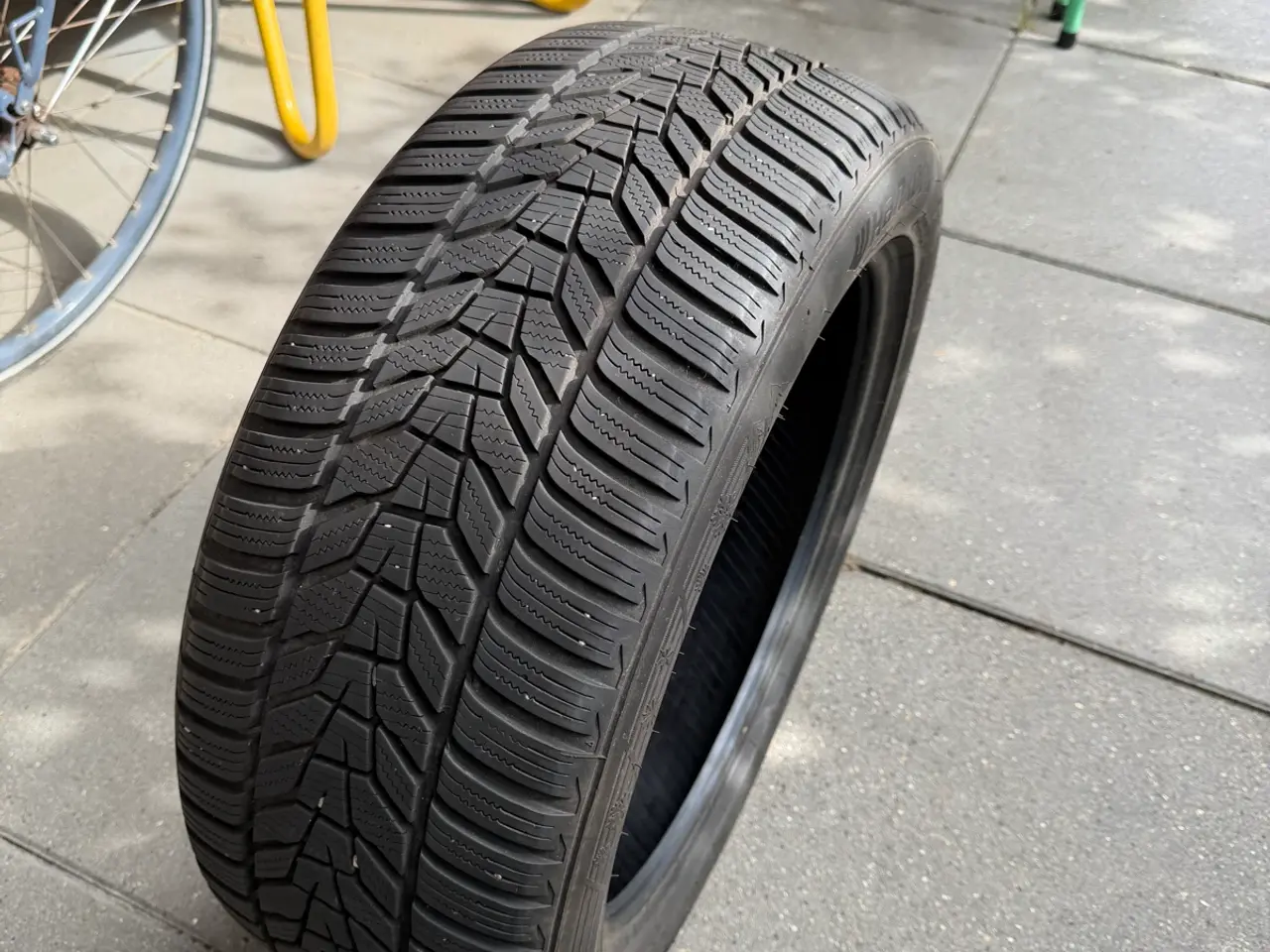 Billede 1 - Hankook vinterdæk 225/50R18