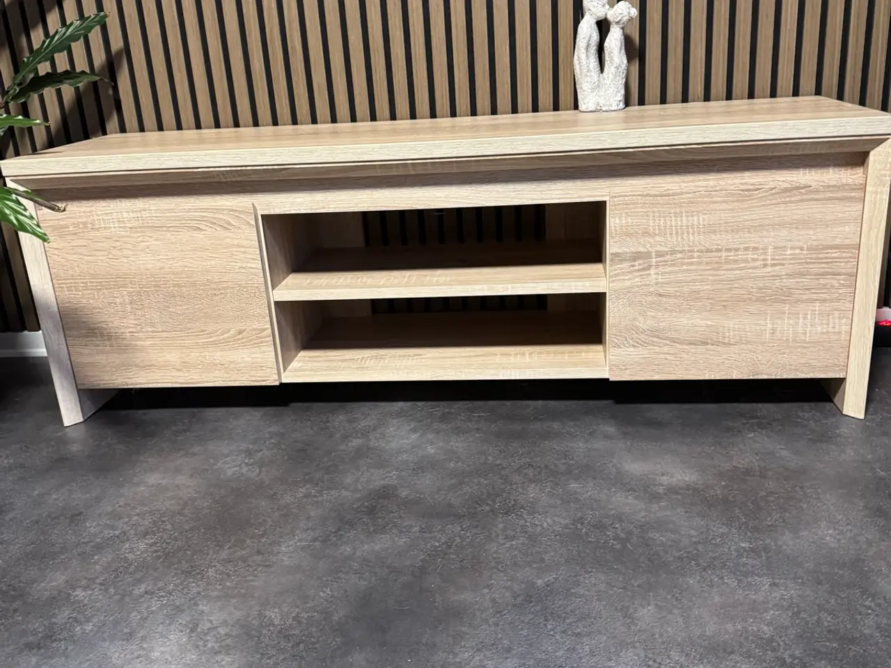 Billede 1 - Tv-bord  fra Jysk