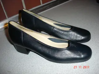 Damesko mrk Gabor, str 38