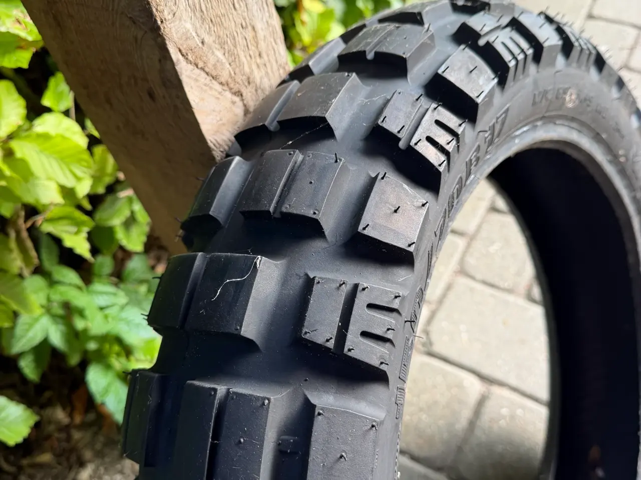 Billede 2 - Mitas Enduro dæk 150/70/17 kørt under 100 km