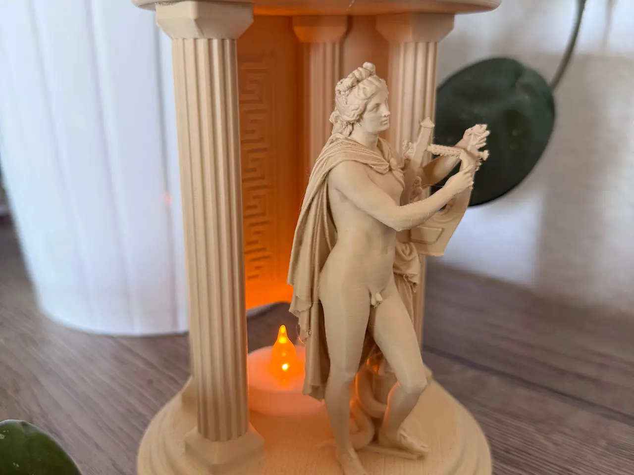 Billede 3 - Dekorativ LED-lampe med Apollo figur