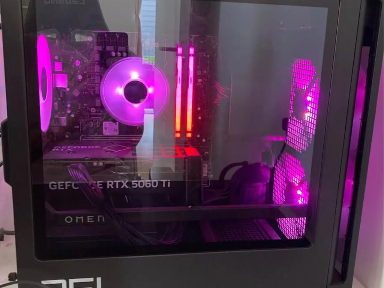 Billede 1 - Perfekt gaming pc! Med RTX 5060Ti! OG DDR 5 RAM