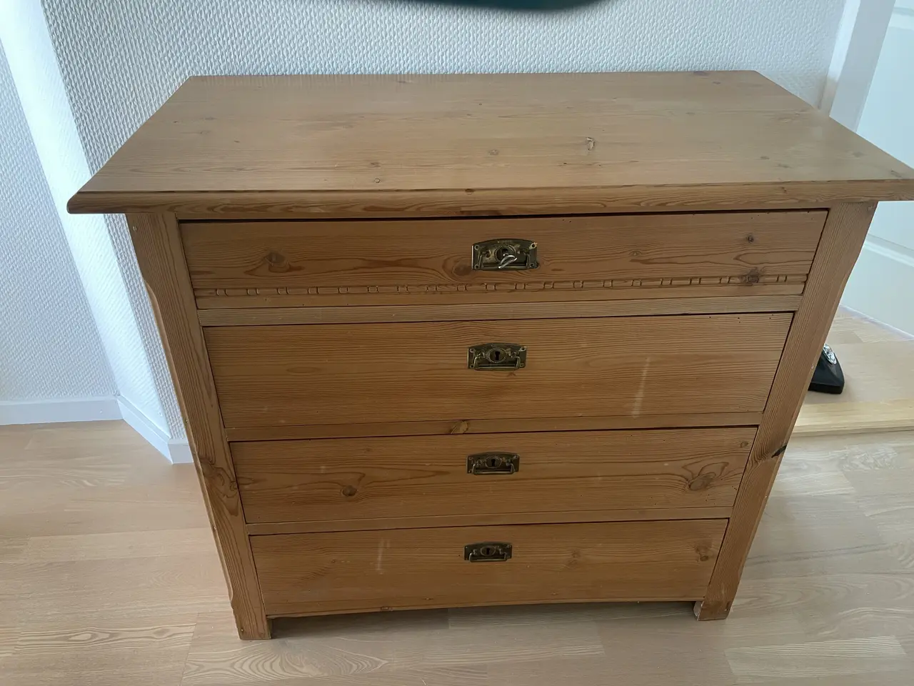 Billede 2 - Gammel kommode 