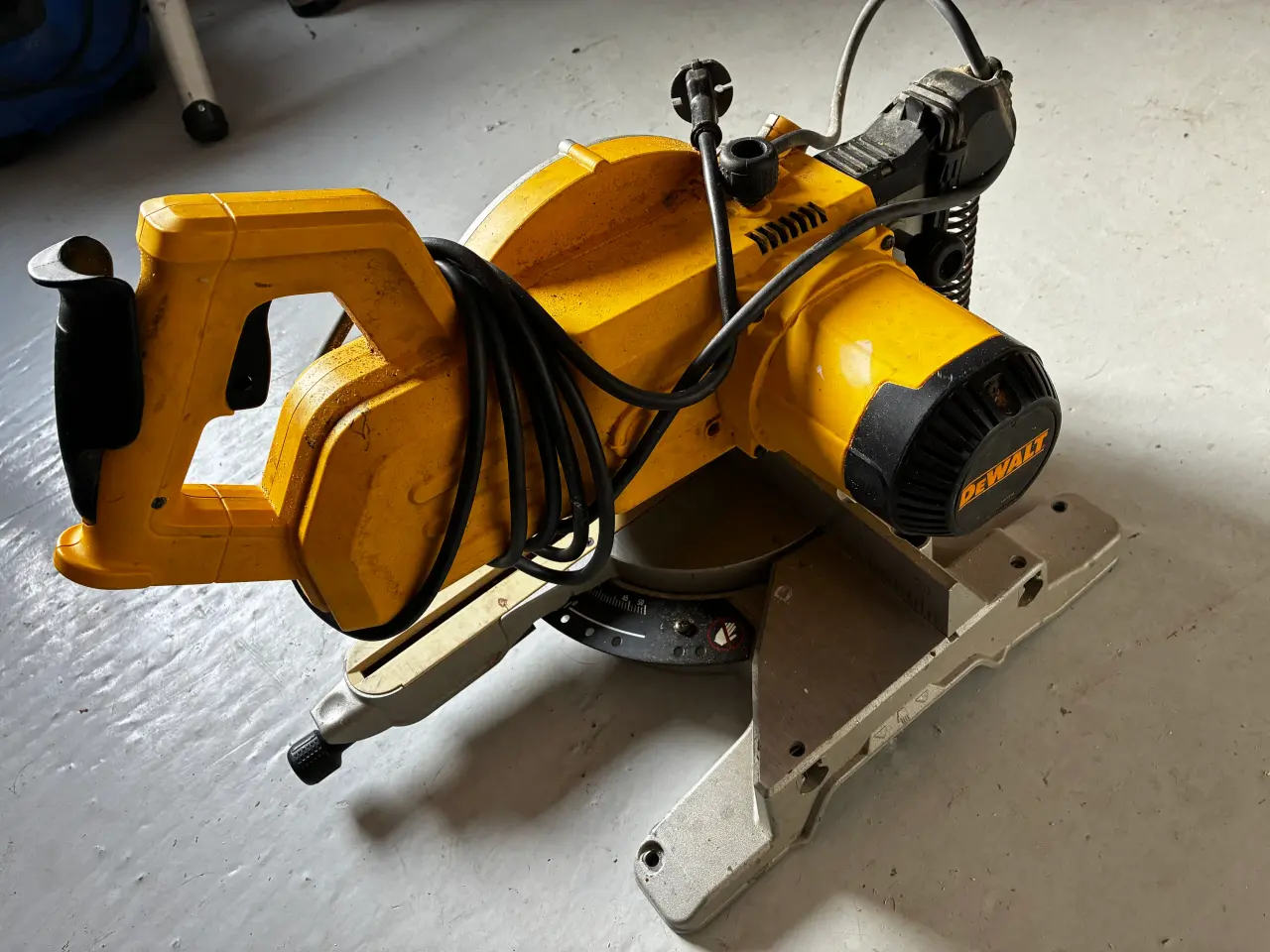 Billede 3 - DeWalt 777 kapsav