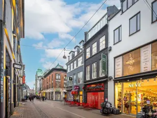 INGEN BINDING - Flot og indbydende kontorlejemål på 152 m²