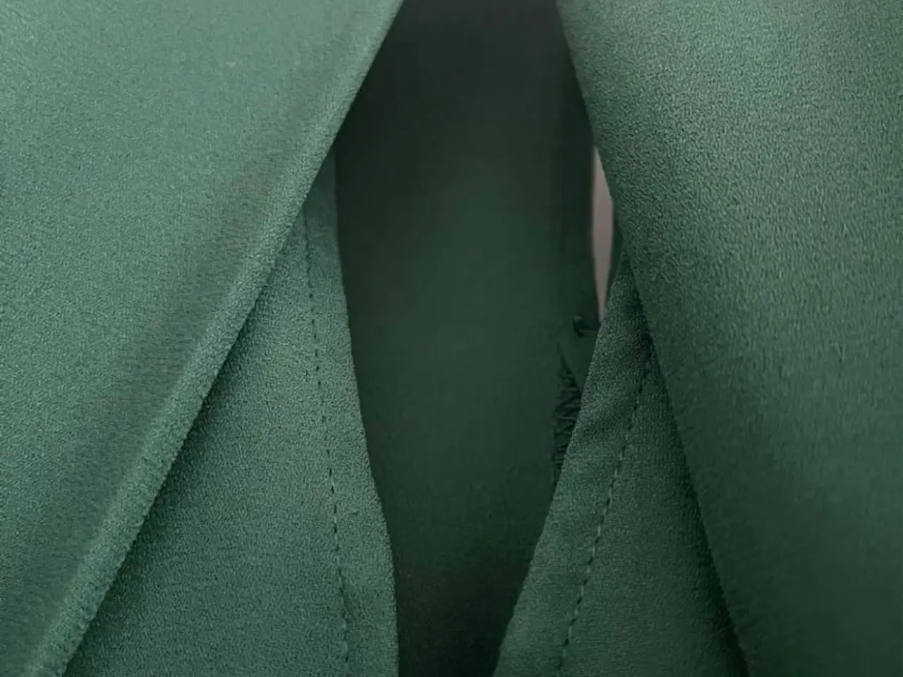 Billede 3 - Grøn top fra H&M