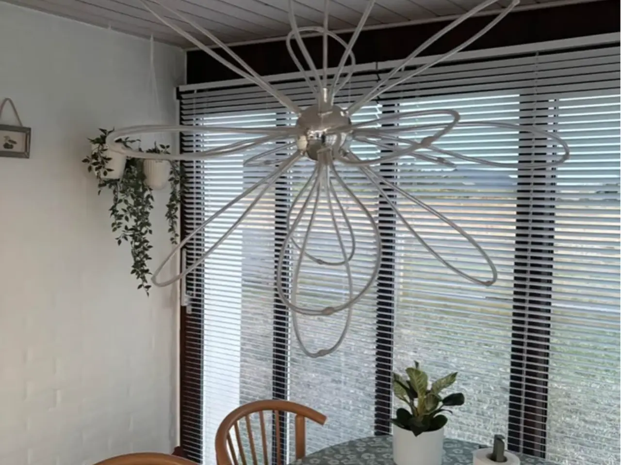 Billede 1 - Ikea lampe søges