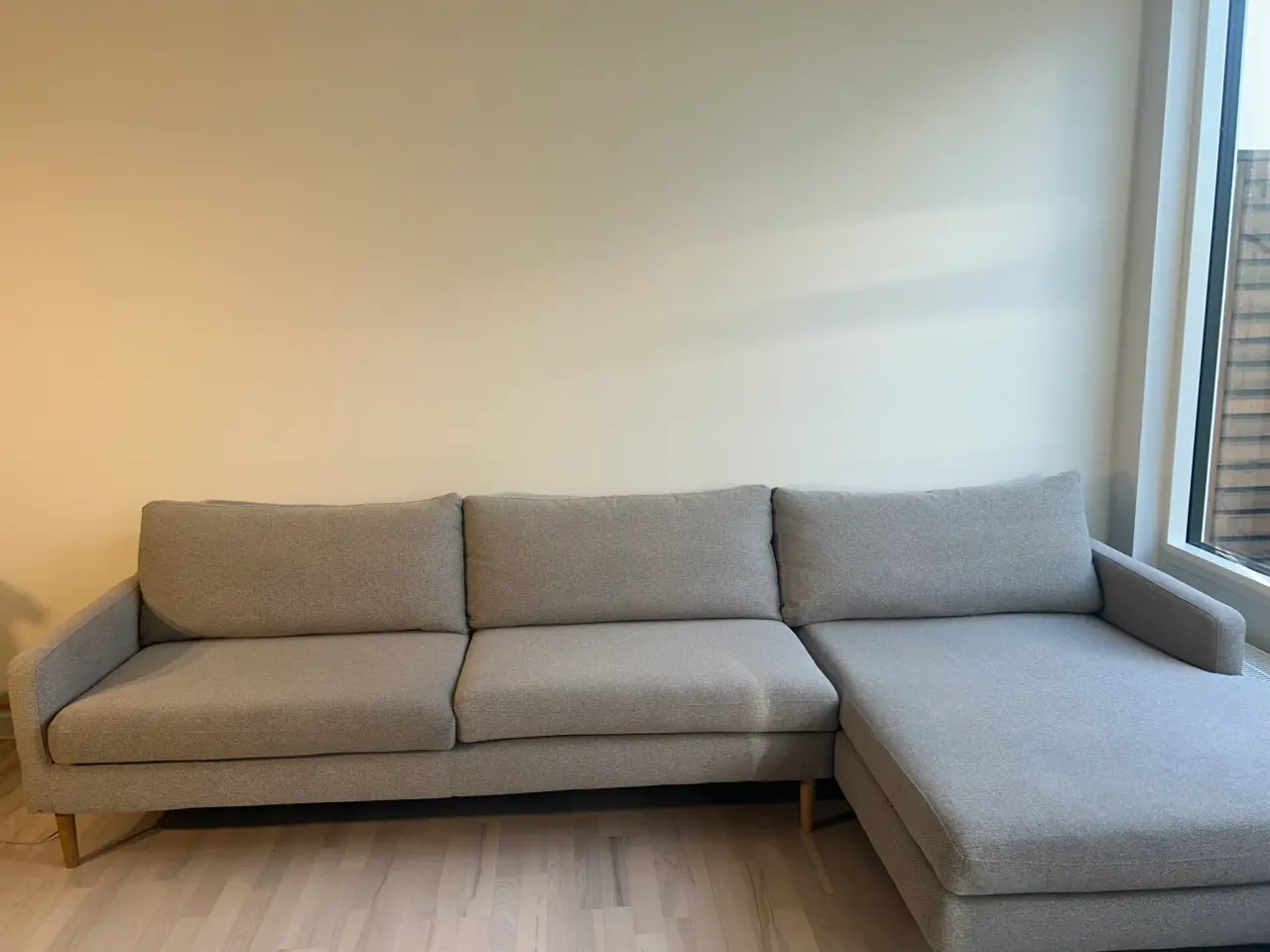 Billede 1 - Flot Chaiselong sofa i beige/grå