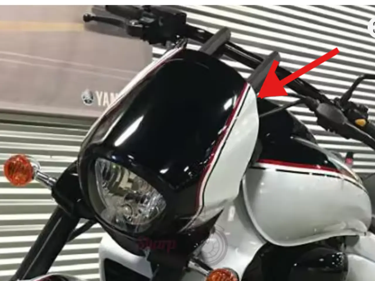 Billede 3 - Bagplade til Suzuki M1800 lygtehus
