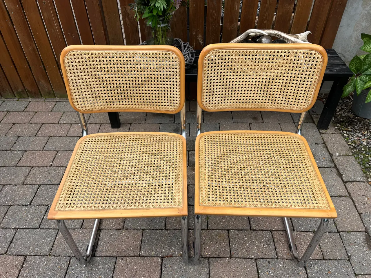 Billede 1 - Frisvinger stole