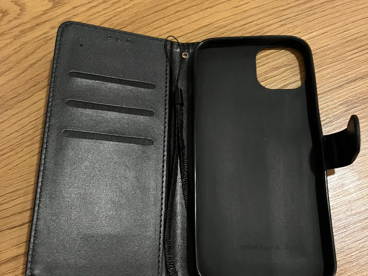 Billede 4 - Flip cover med pung til iPhone 14 Plus, sort PU-læder