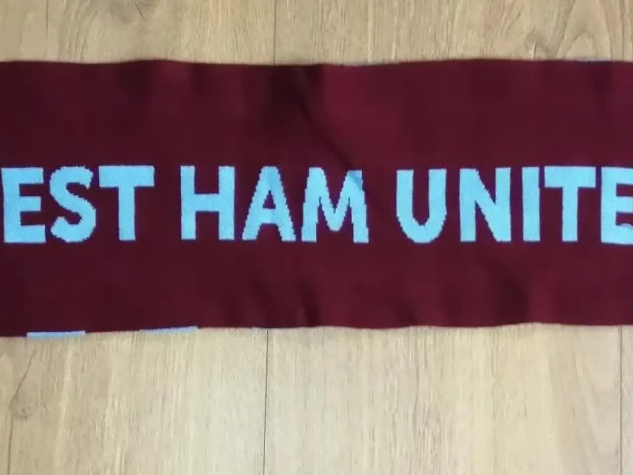 Billede 1 - NYT WEST HAM UNITED HALSTØRKLÆDE, 135 CM