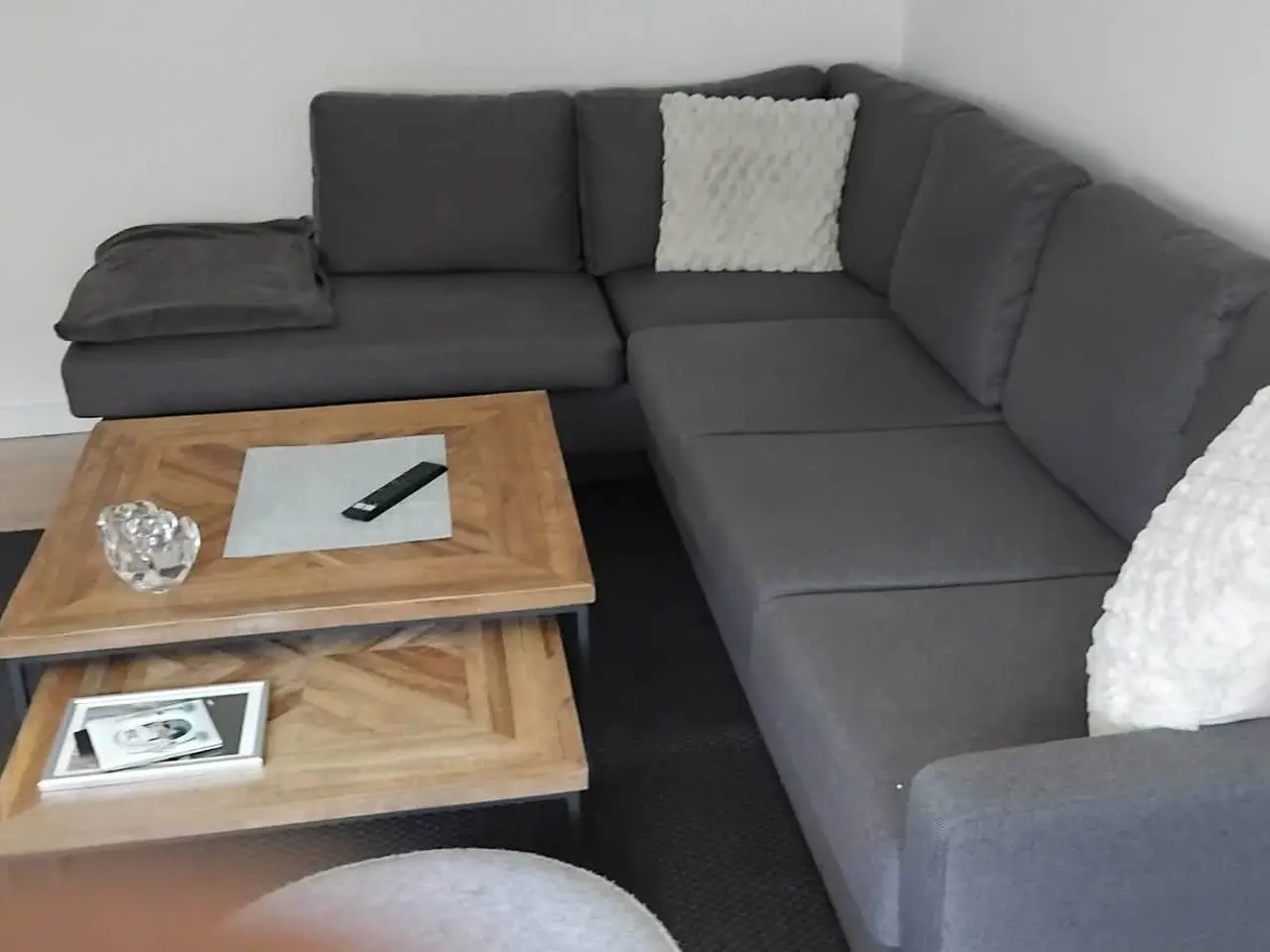 Billede 6 - Ilva sofa med chaiselong + sofaborde