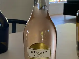 Rosé Studio by Miraval