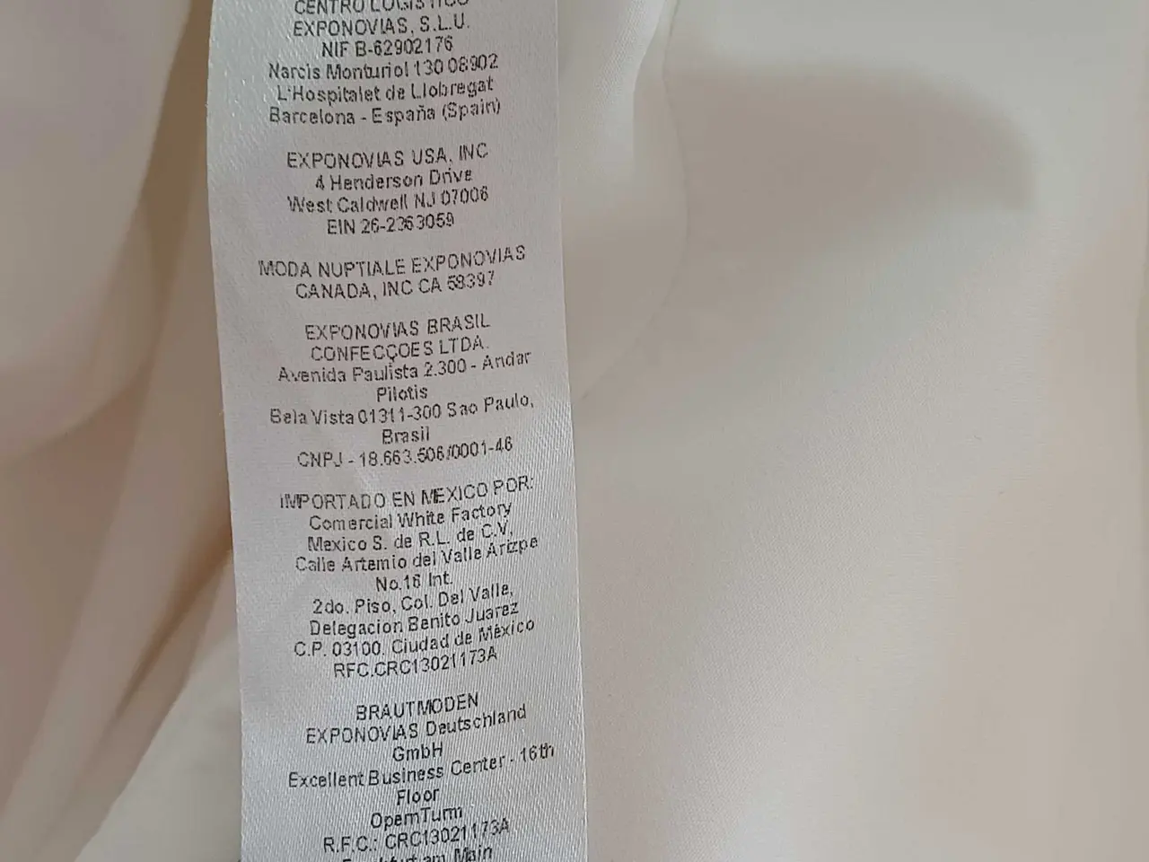 Billede 7 - Flot brudekjole.