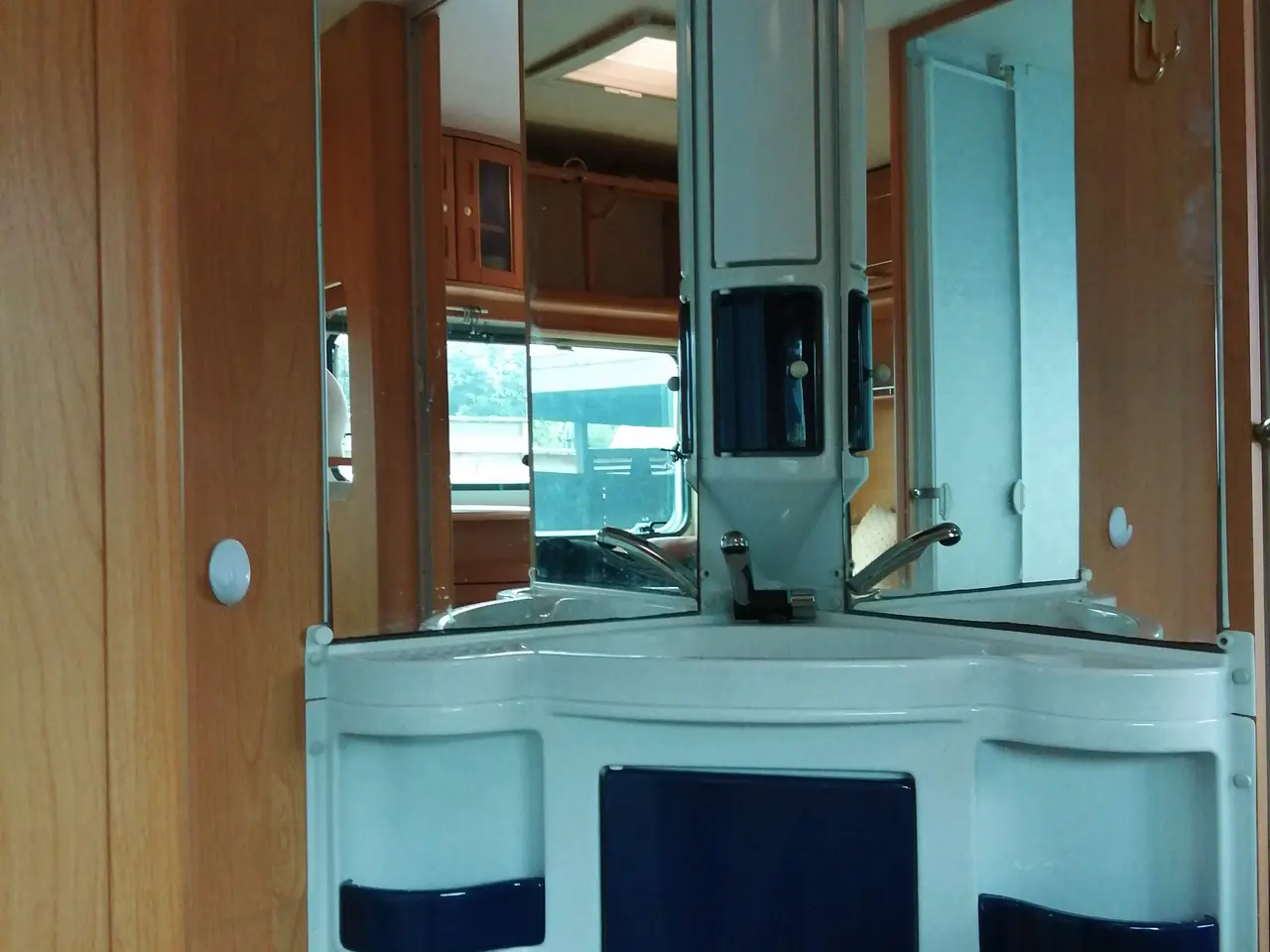 Billede 4 - Adria Unica 462 DP exclusive