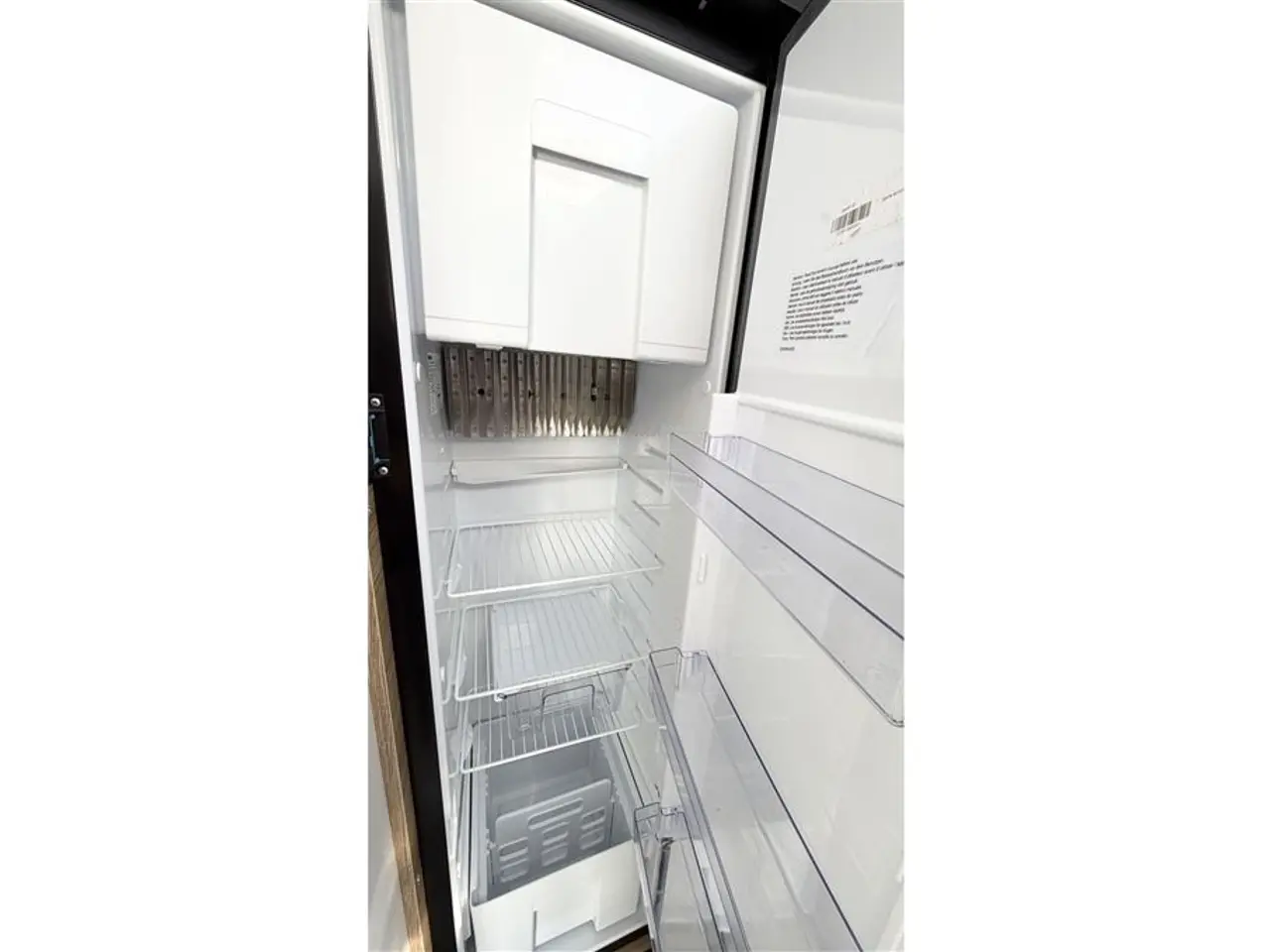 Billede 14 - 2021 - Adria Action 391 LH Enkeltsenge-Lamel-Gulvtemp.-VarioHeat-Mover-Telt