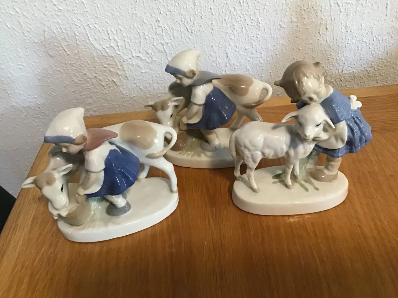 Billede 1 - 3 porcelæns figurer