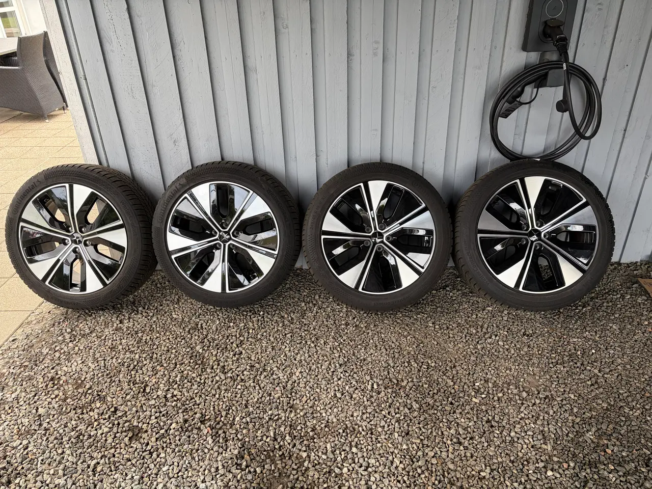 Billede 2 - Flotte Originale Polestar 2 Fælge med Vinterdæk