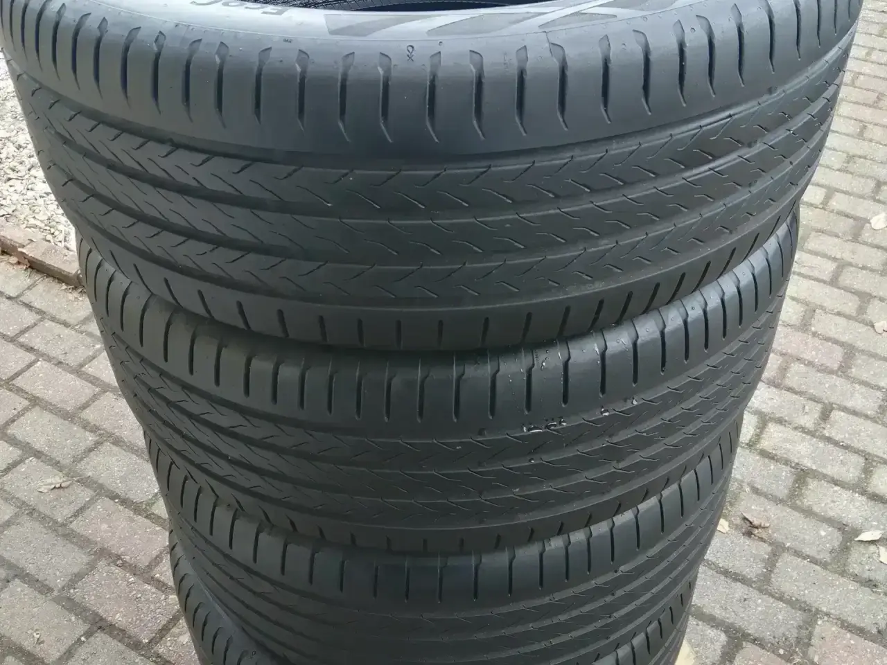 Billede 1 - 4 sommerdæk 235-50-19 / 255-45-19 Ecocontact 6Q