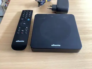 Allente TV boks og fjernbetjening