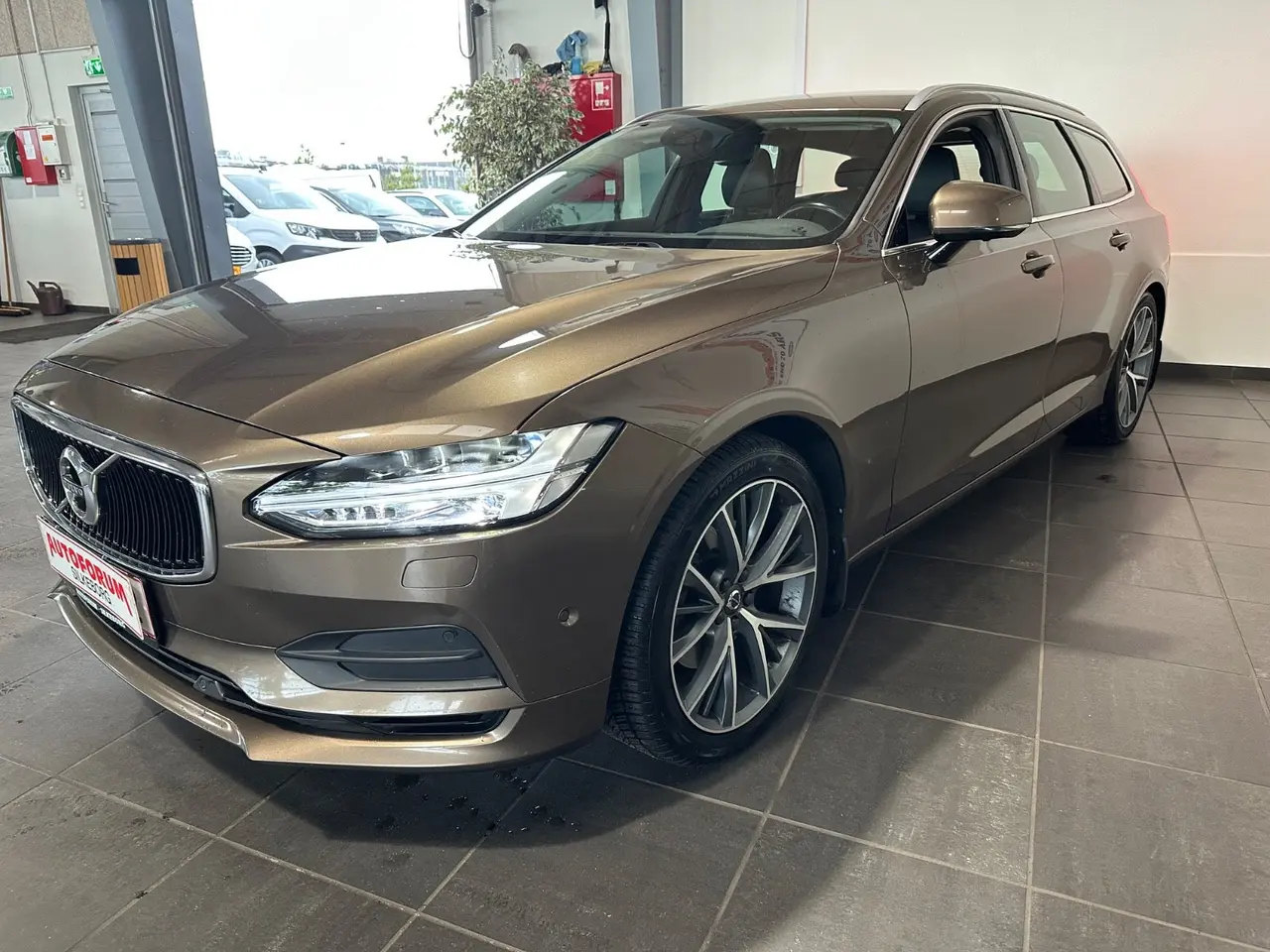Billede 3 - Volvo V90 2,0 T5 254 Inscription aut.