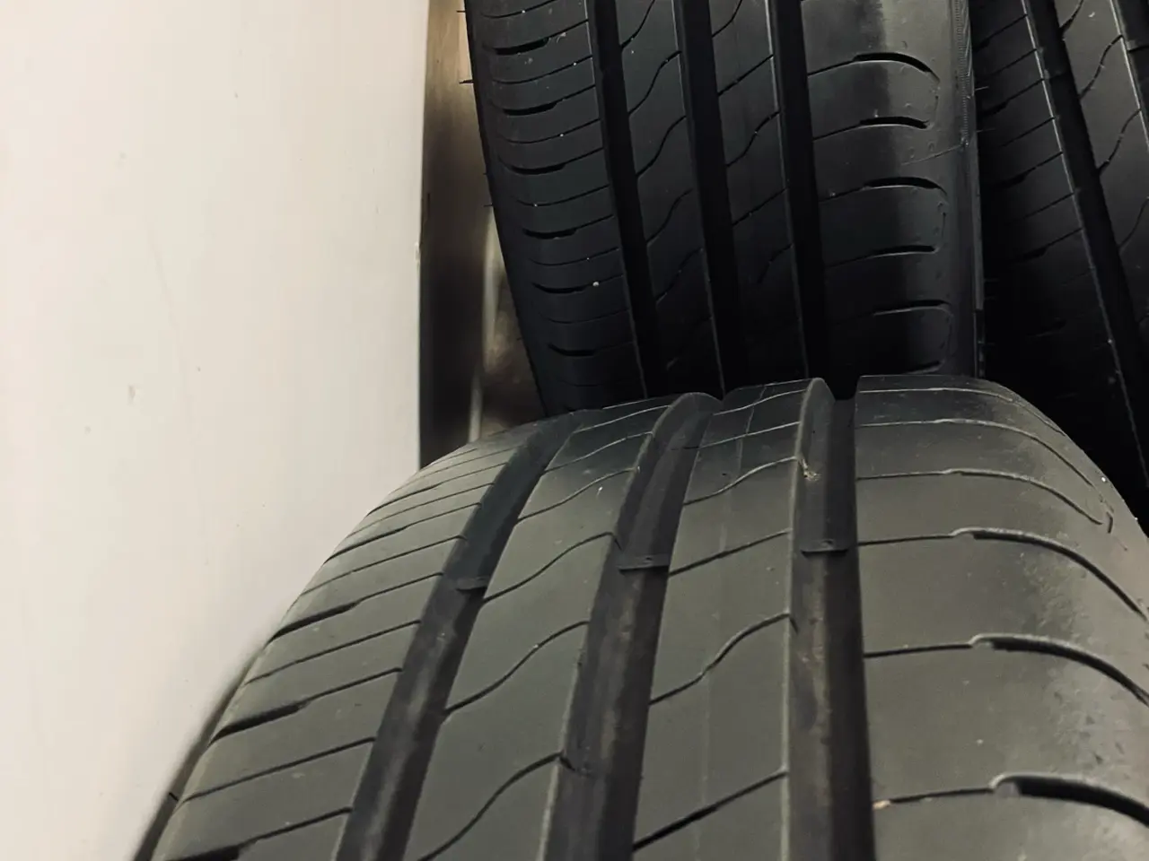 Billede 3 - Goodyear sommerdæk til salg