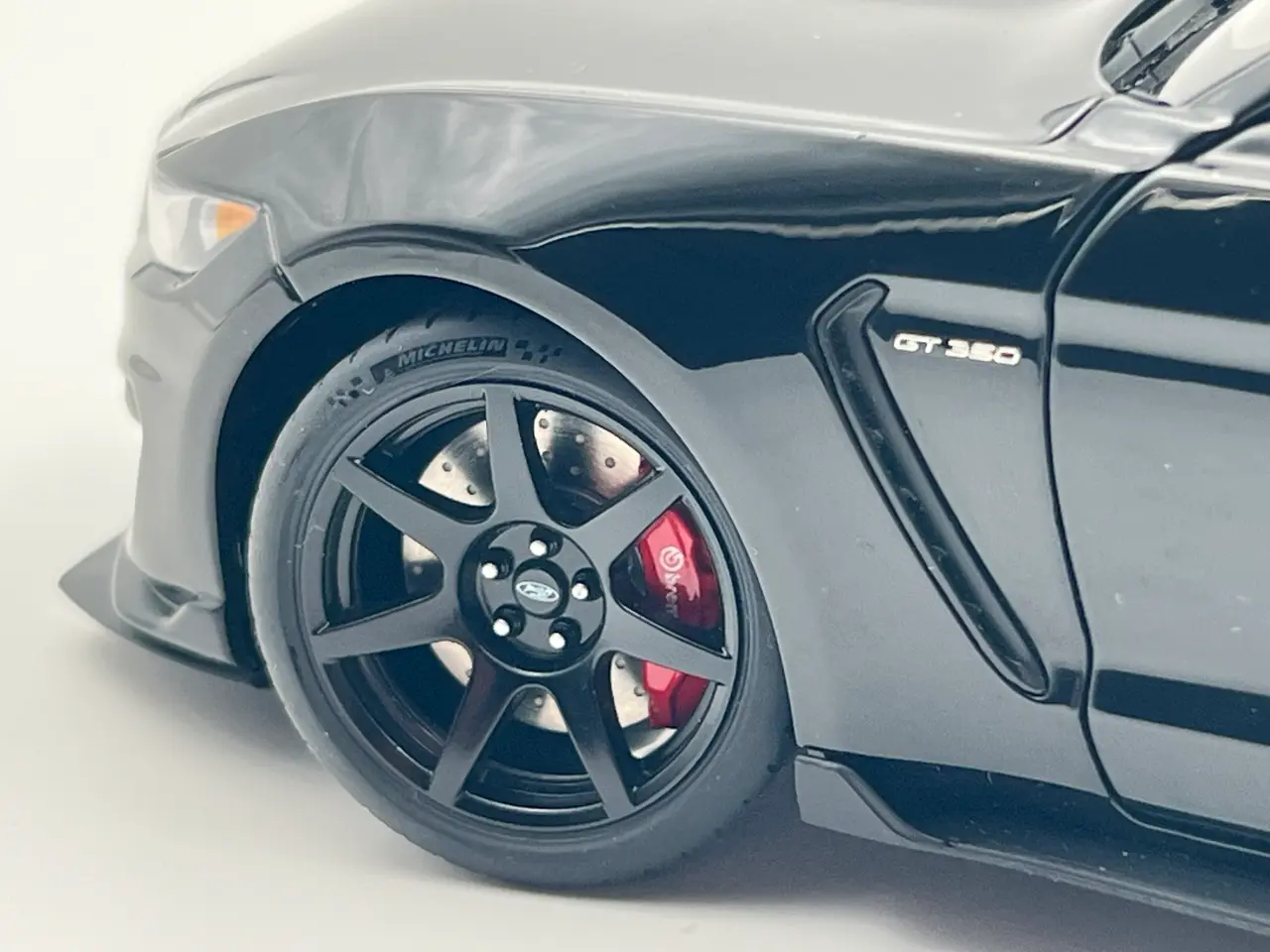 Billede 10 - 2019 Ford Shelby Mustang GT-350 R 1:18  