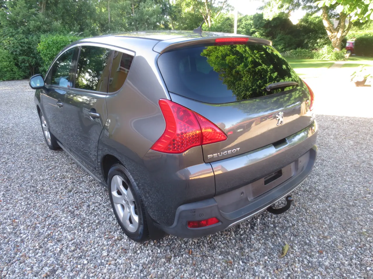 Billede 5 - Pæn Peu 3008 E-HDi Aut År 2013. 