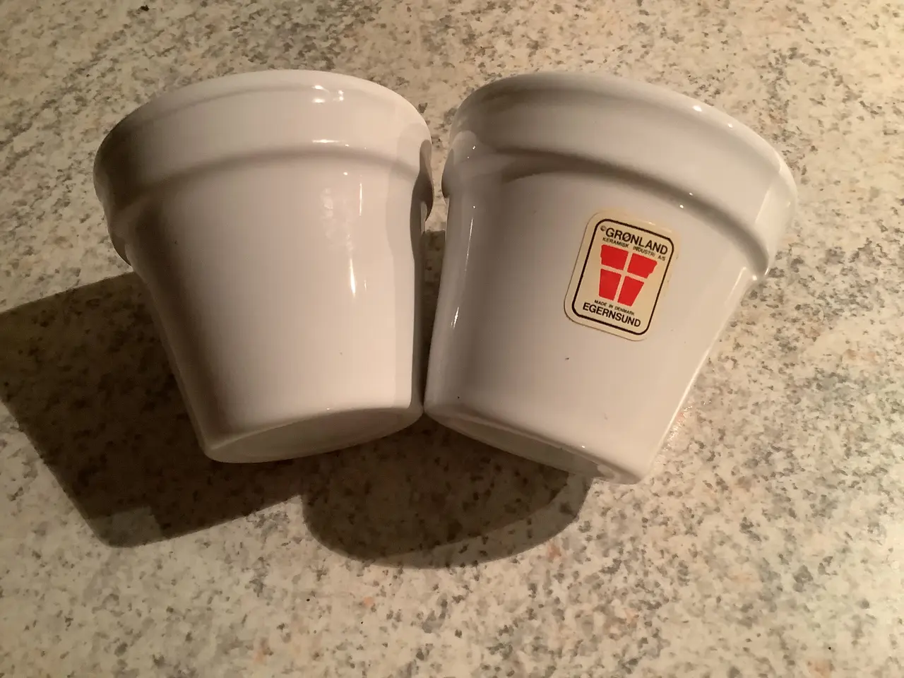 Billede 2 - Grønland 2 små urtepotter i keramik helt nye
