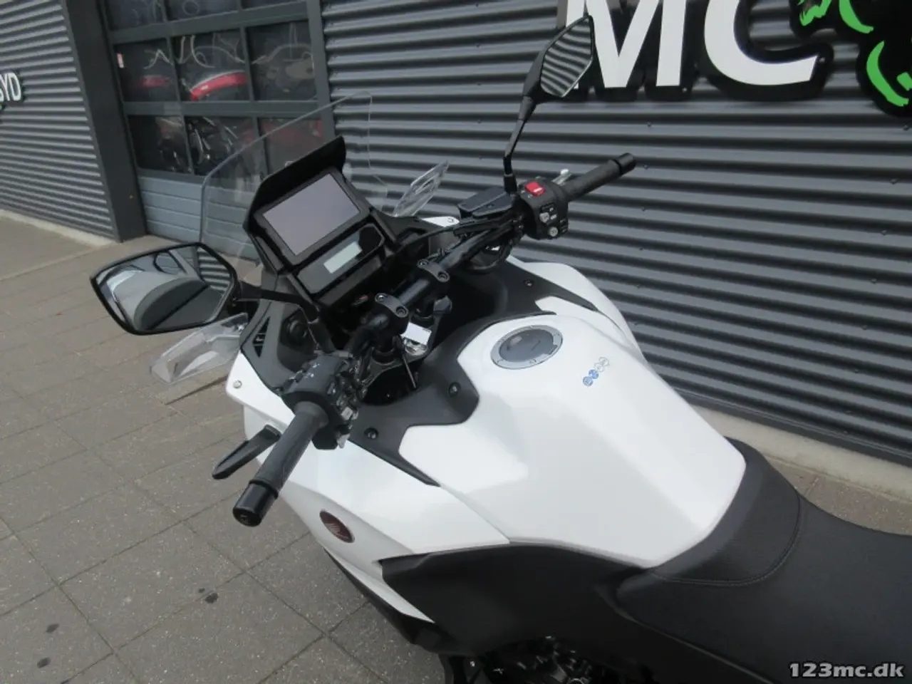 Billede 23 - Honda NT 1100 D MC-SYD BYTTER GERNE 5 ÅRS FABRIKS GARANTI