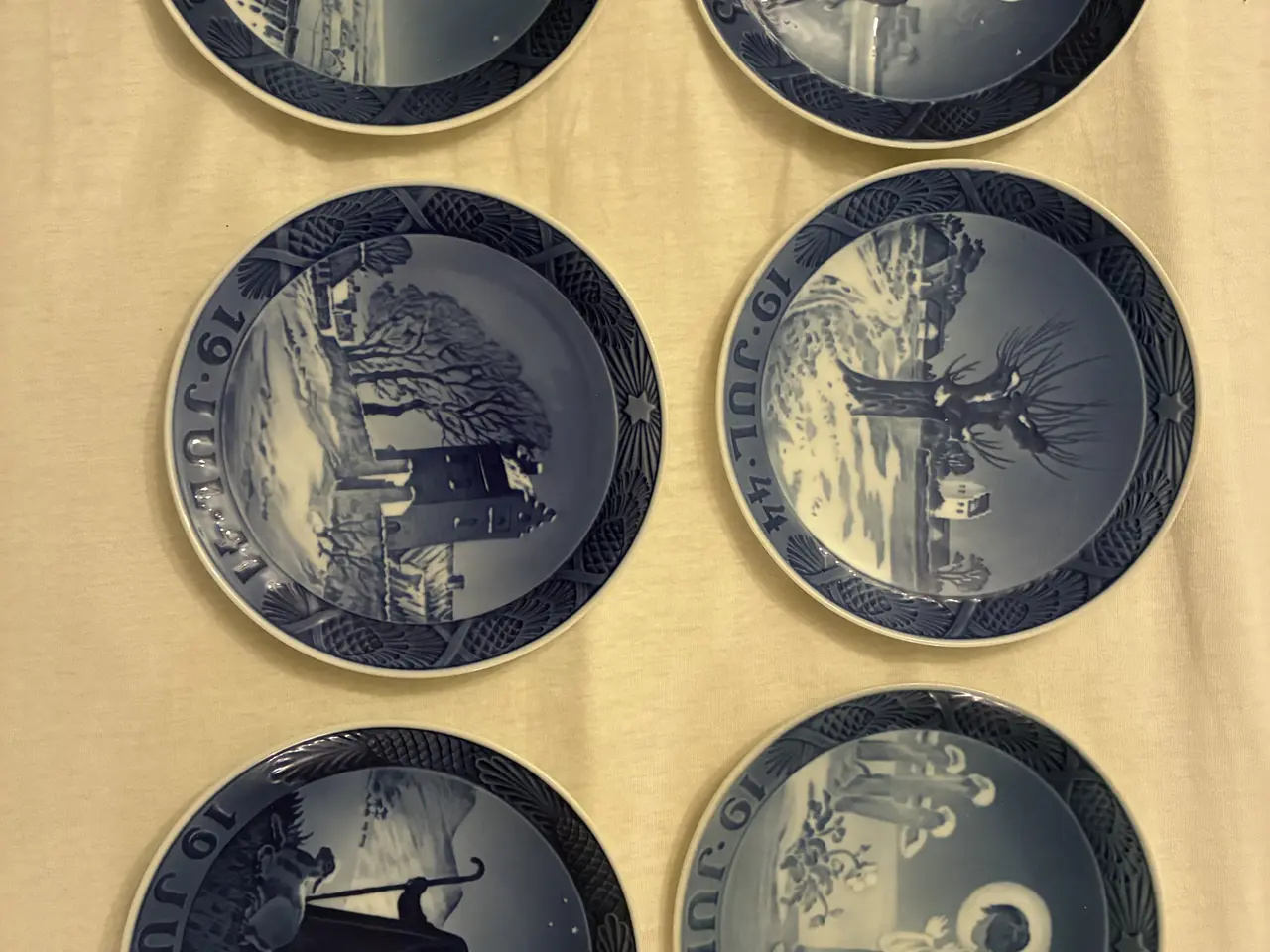 Billede 2 - Royal Copenhagen Juleplatter