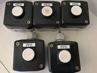 5x Schneider Electric XALD211 Enclosed Push Button