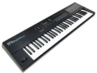 Roland D-10 Synthesizer