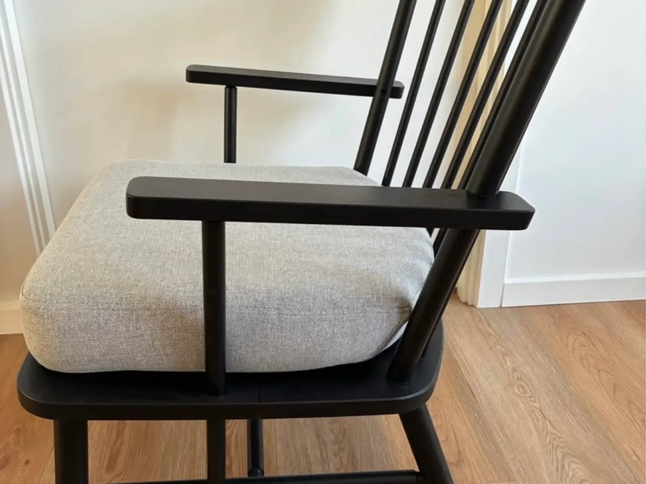 Billede 1 - Sort IKEA “Persbol” lænestol