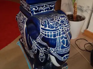 Porcelæns elefant