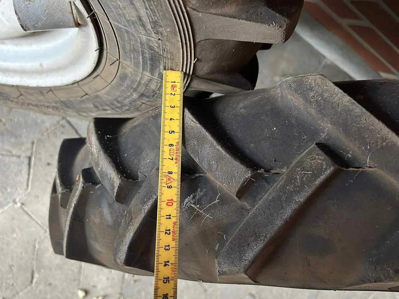 Billede 3 - Super fine 16" hjul til minilæsser, mini traktor e