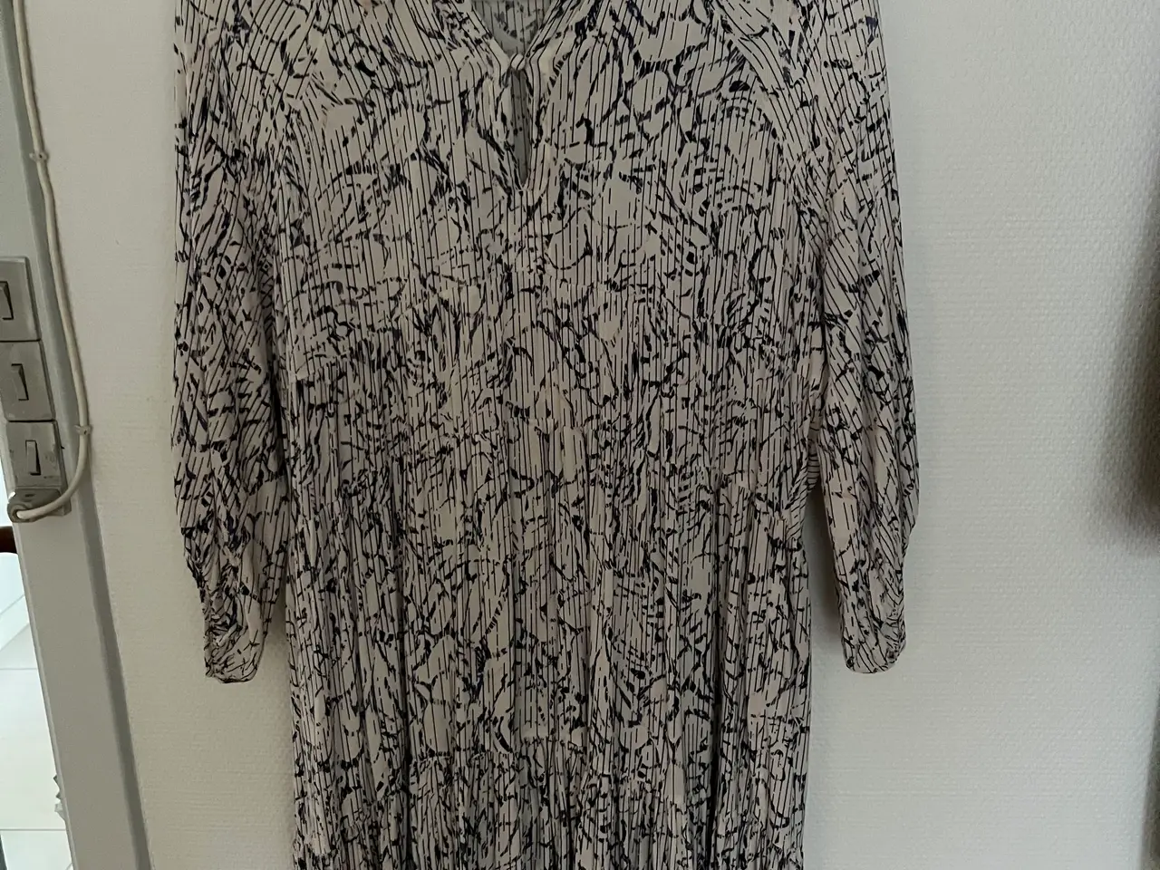 Billede 4 - Dame kjole st40
