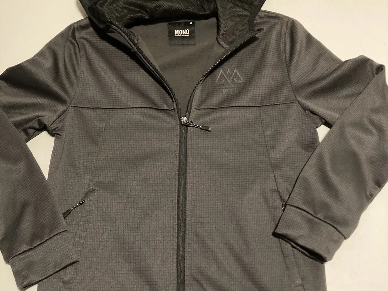 Billede 2 - Tøjpakke 8 stk. str. 152 Hummel. Mono
