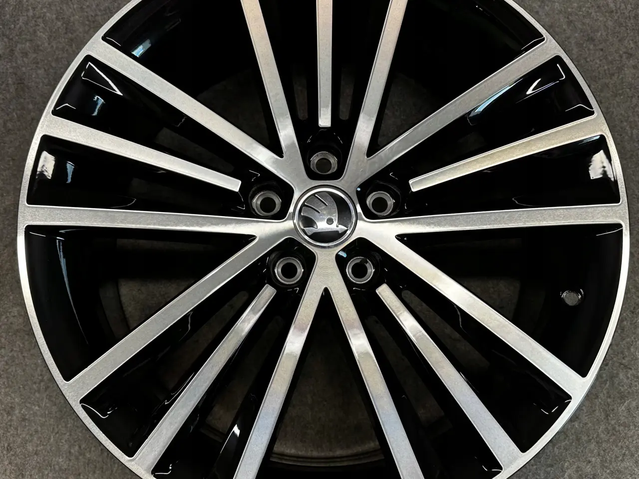 Billede 2 - SKODA KODIAQ KAROQ 19 565 7.0" x 19" 5x112 ET 43