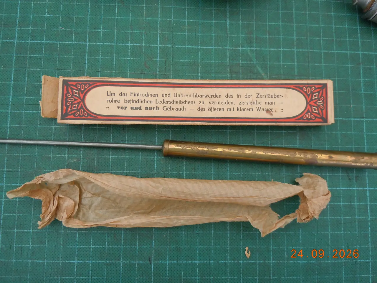Billede 19 - Apotekerskuffe fyldt med rariteter, Ca. 100 år.