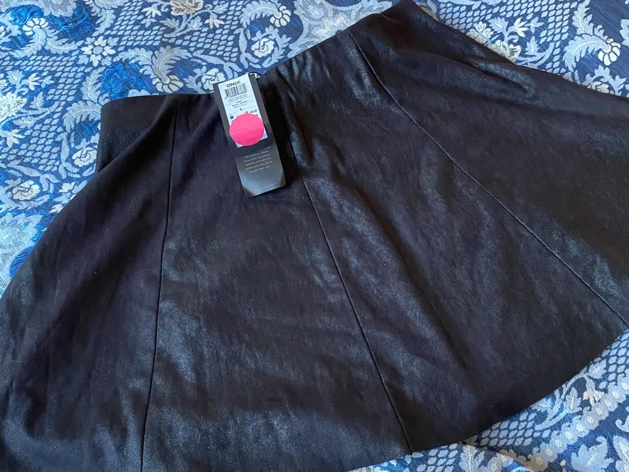 Billede 1 - Ny Only nederdel L