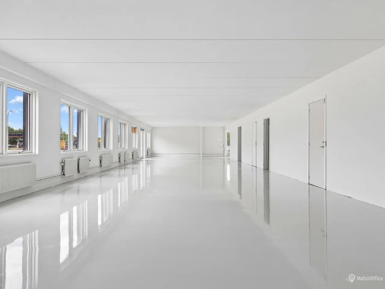 Billede 6 - 1.130 m² nyistandsat lager/showroom og kontor ud til trafikeret vej