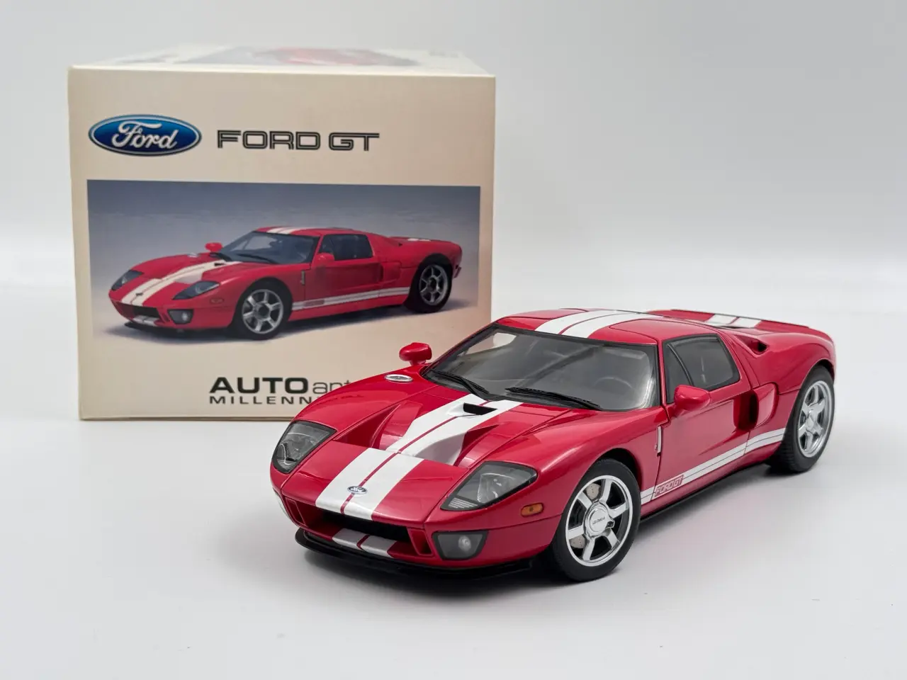 Billede 1 - 2004 Ford GT - AUTOart - 1:18