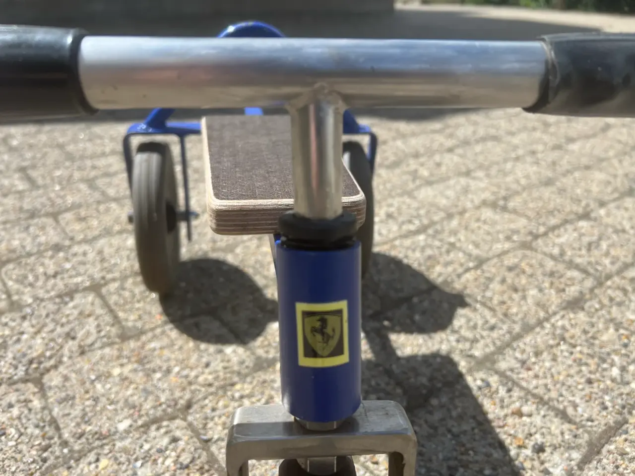 Billede 2 - Trehjulet børne scooter