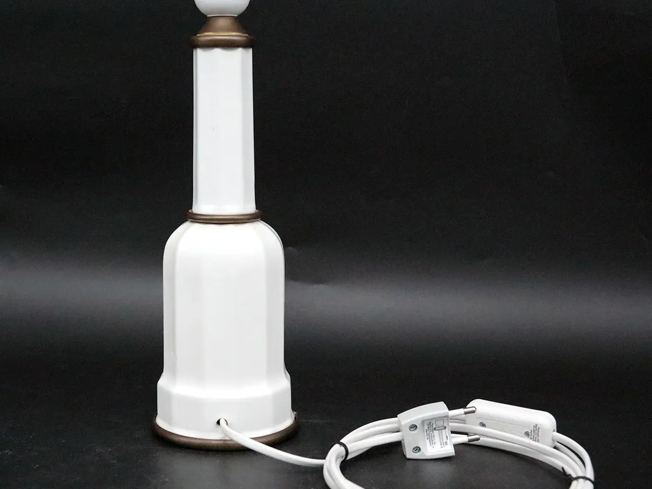 Billede 3 - Heiberg bordlampe med klassisk elegance