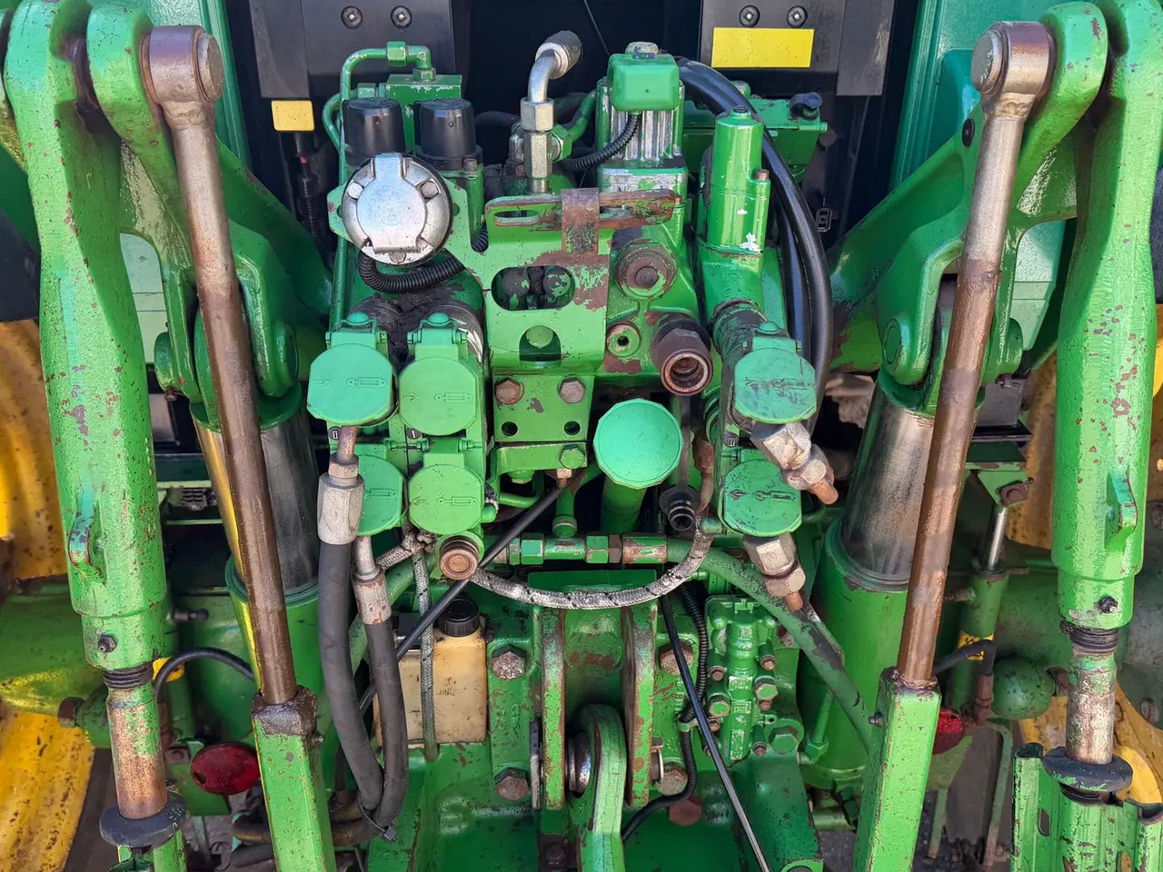 Billede 8 - John Deere 6820 Rigtigt fin 135 HK traktor