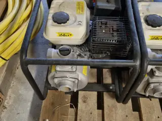 Vandpumper/tilbehør/sprinklere sælges